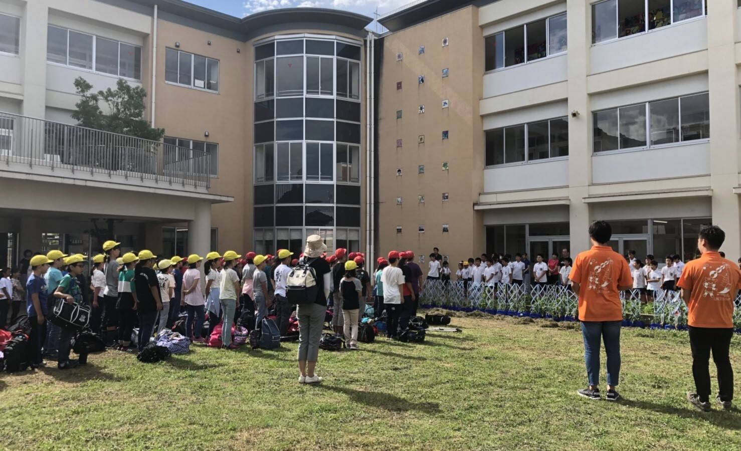 済美小学校野外活動支援